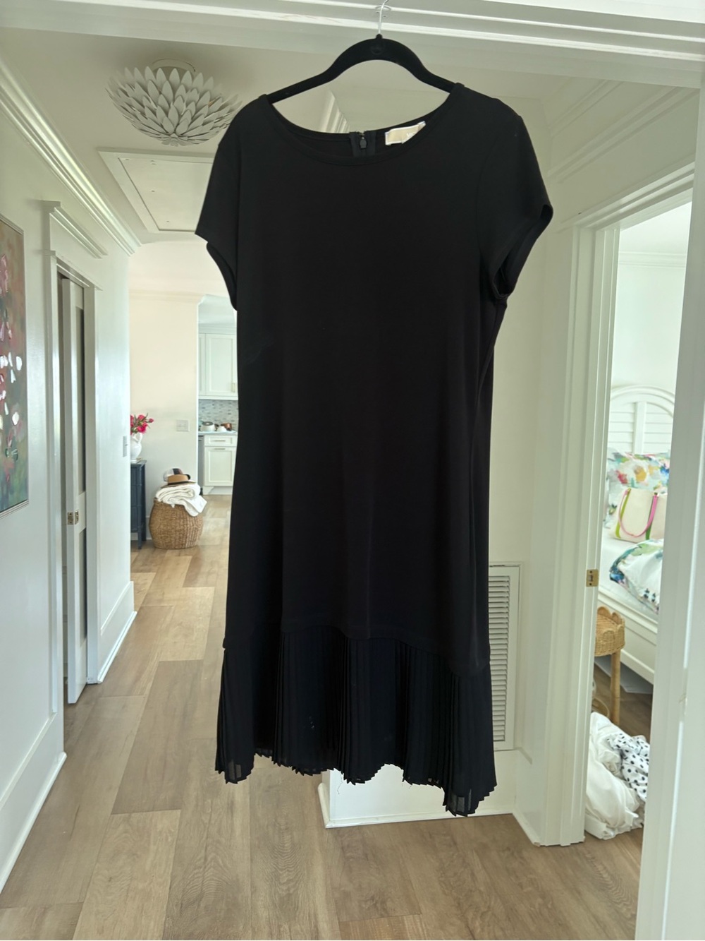 MICHAEL Michael Kors Black Short-Sleeve Pleated-Hem Midi Dress